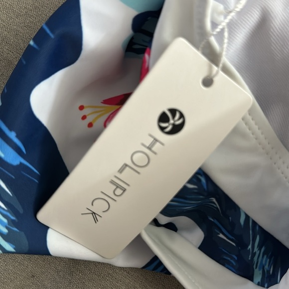 Holipick Cutout One Piece Swimsuit High Neck Bathing Suits Slimming Swimwear - Picture 4 of 5